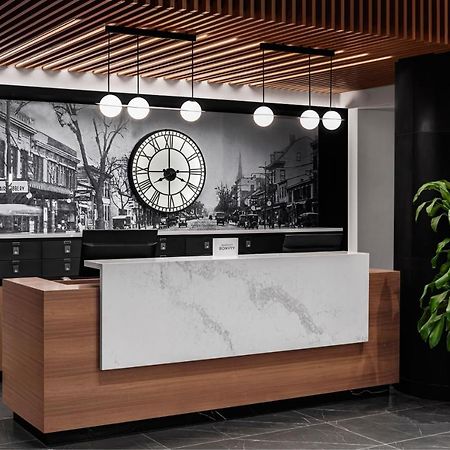 Four Points By Sheraton Flushing New York Exterior photo