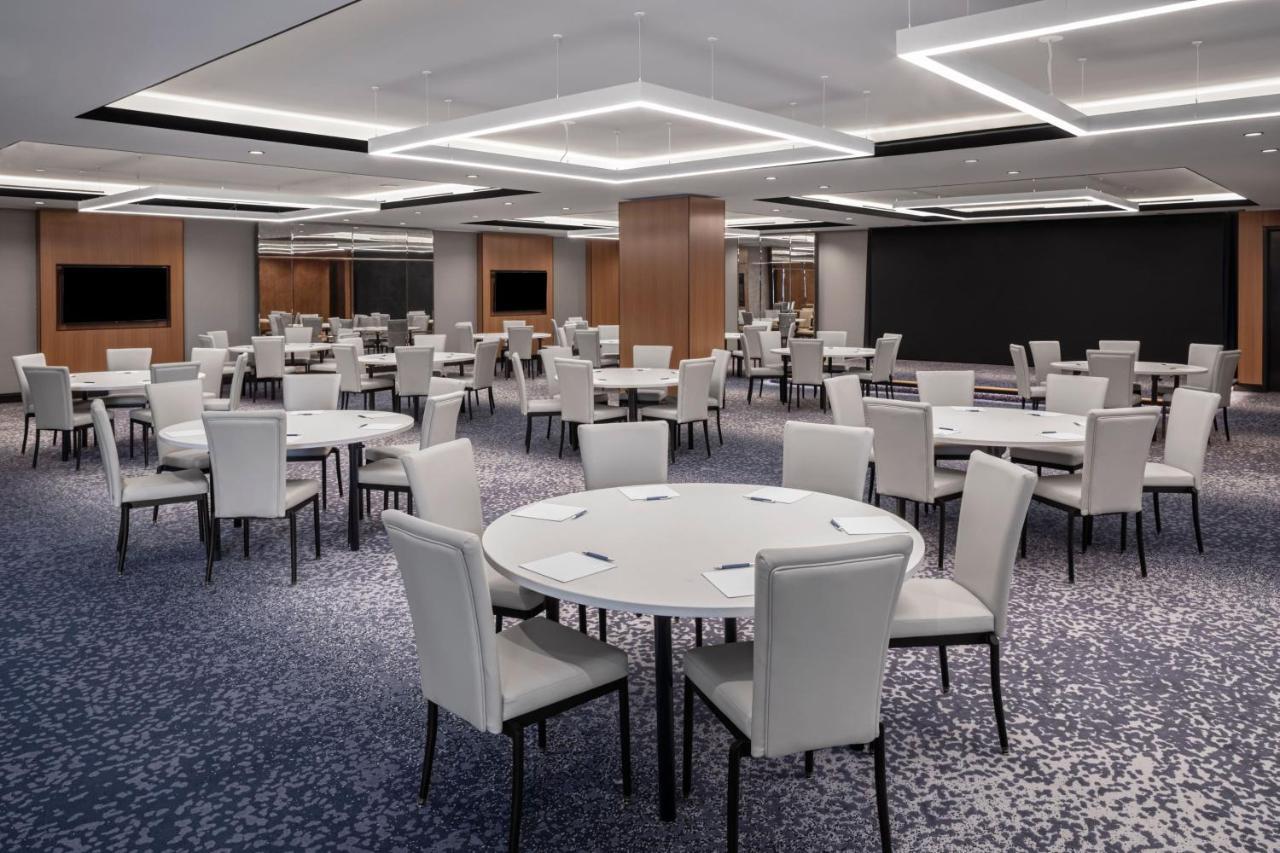 Four Points By Sheraton Flushing New York Exterior photo